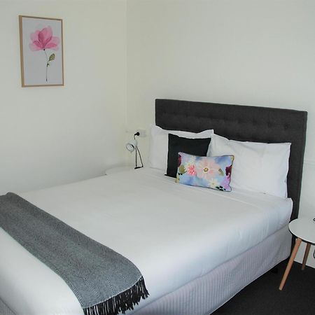Commodore Motor Inn Albury Eksteriør bilde