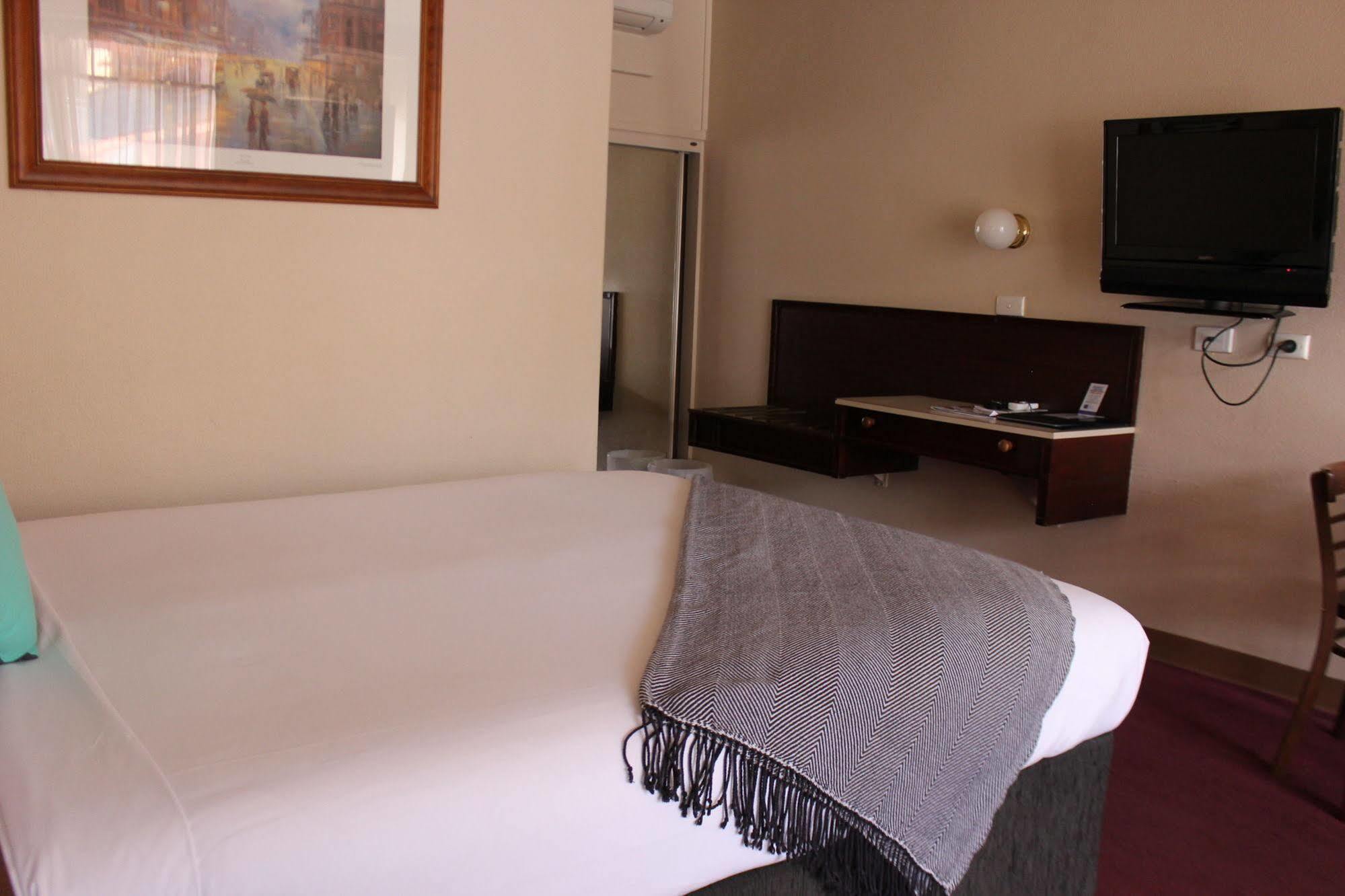 Commodore Motor Inn Albury Eksteriør bilde